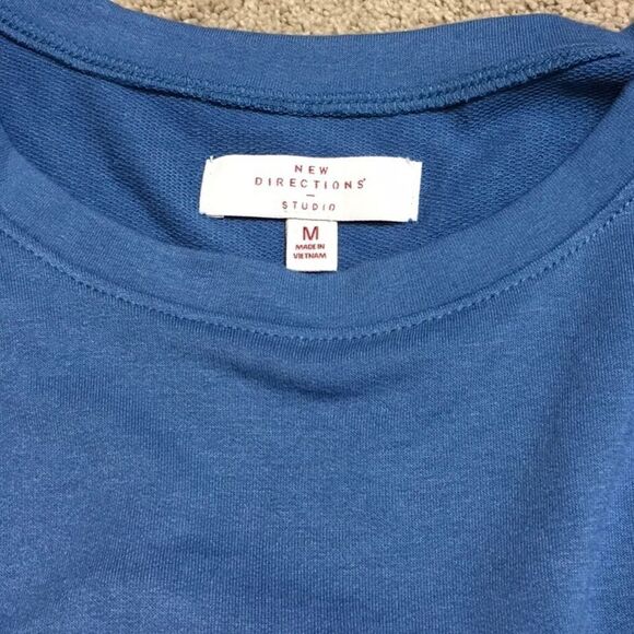 Blue lightweight summer top. New - Picture 7 of 8